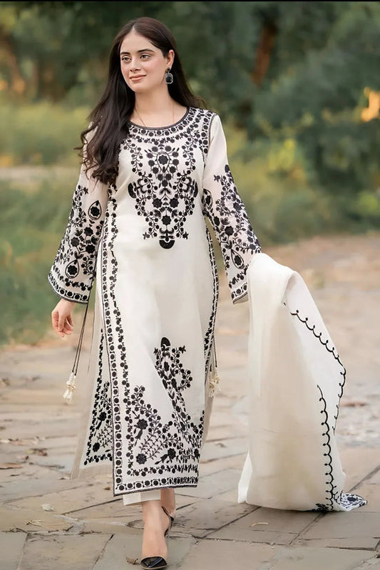 AGHA N Luxury Embroidered 3 PIECE